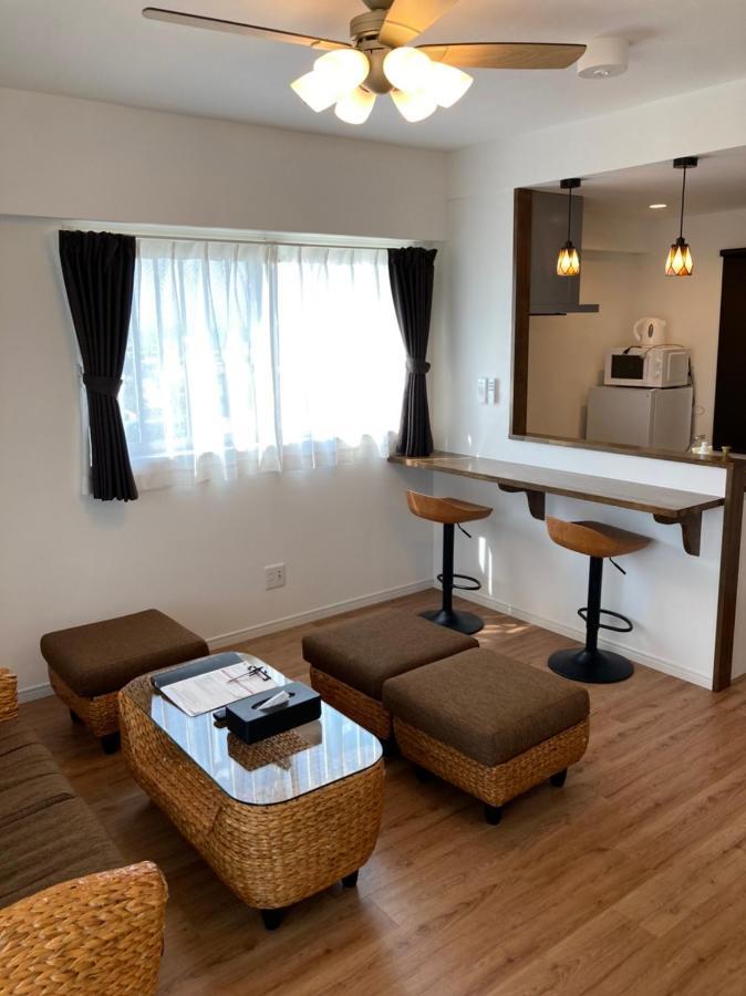 Hotel Cozy Stay In Minatogawa Urasoe Eksteriør billede