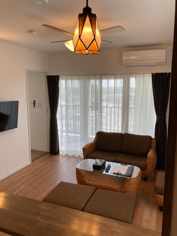 Hotel Cozy Stay In Minatogawa Urasoe Eksteriør billede
