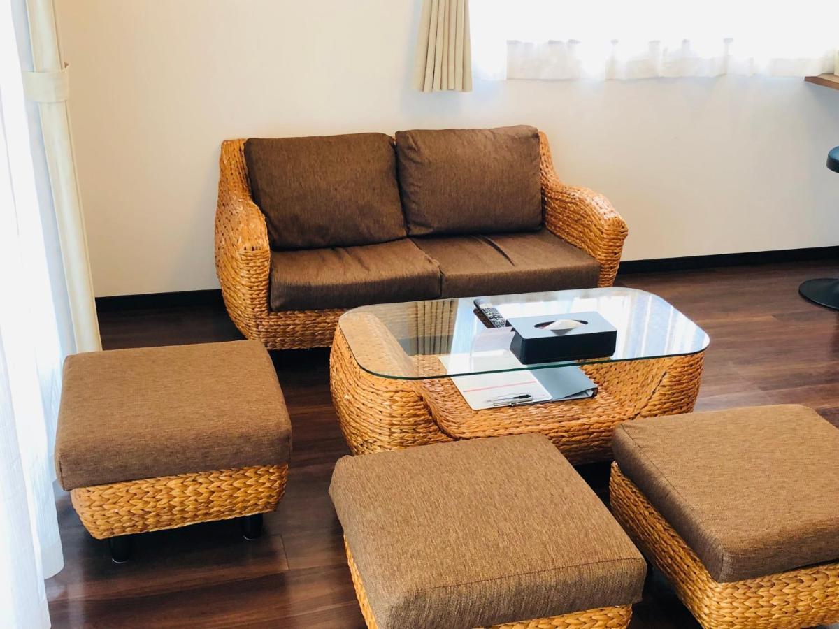Hotel Cozy Stay In Minatogawa Urasoe Eksteriør billede